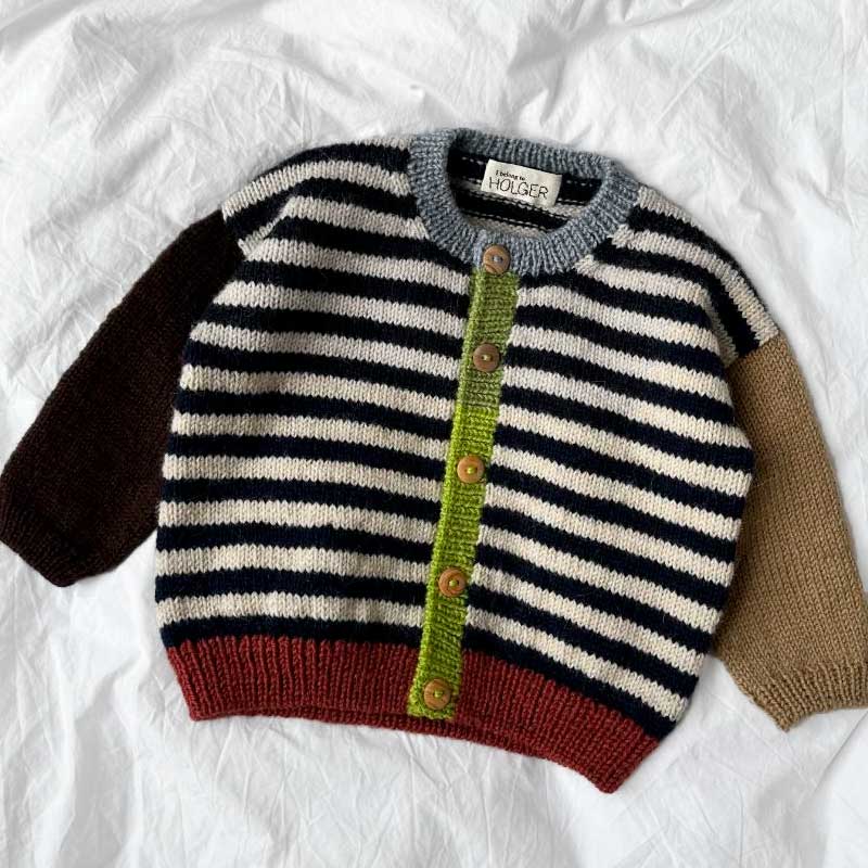 Holger Cardigan fra PetiteKnit (Opskrift i fysisk papirudgave)