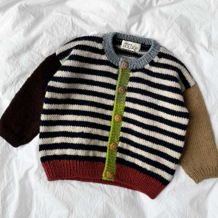 Holger Cardigan fra PetiteKnit (Opskrift i fysisk papirudgave)