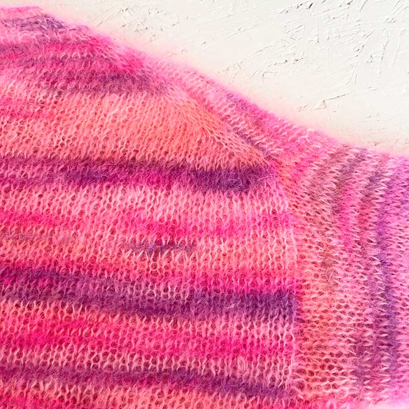 Strikkekit Hyggetrøje i Bella Color by Permin