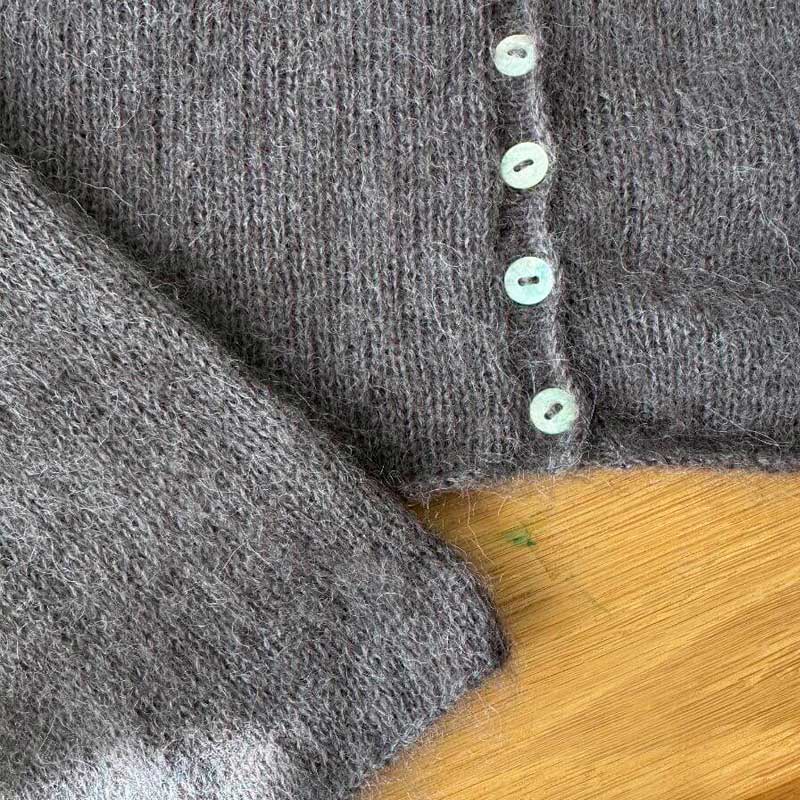 Ivy Cardigan fra PetiteKnit (Opskrift i fysisk papirudgave)