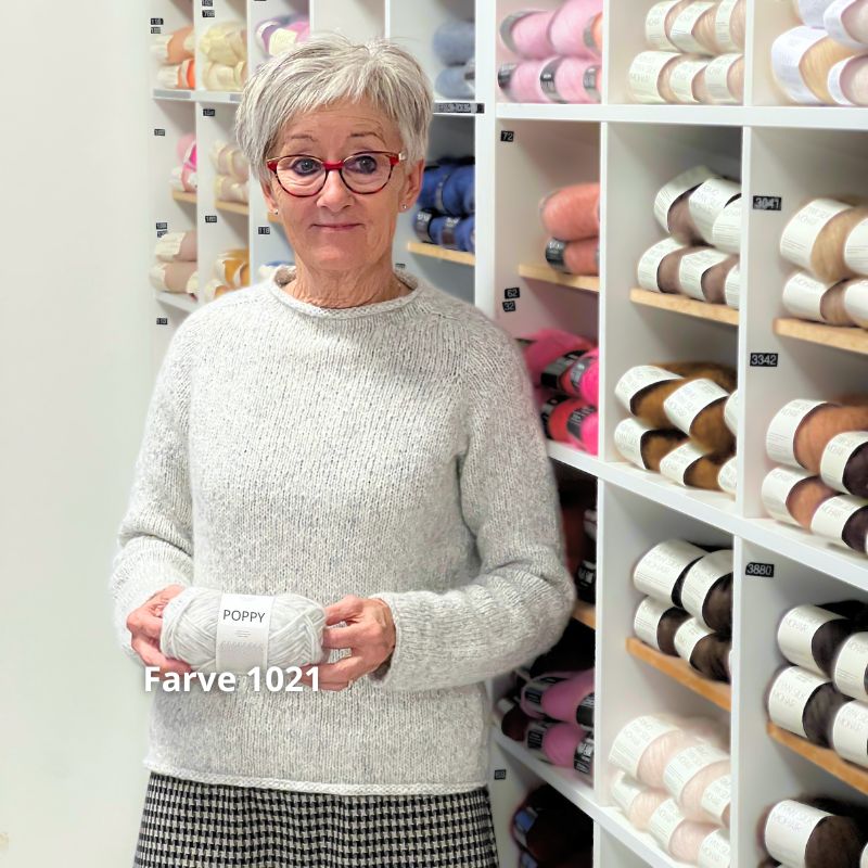 Strikkekit Ivy Sweater fra PetiteKnit i Poppy garn