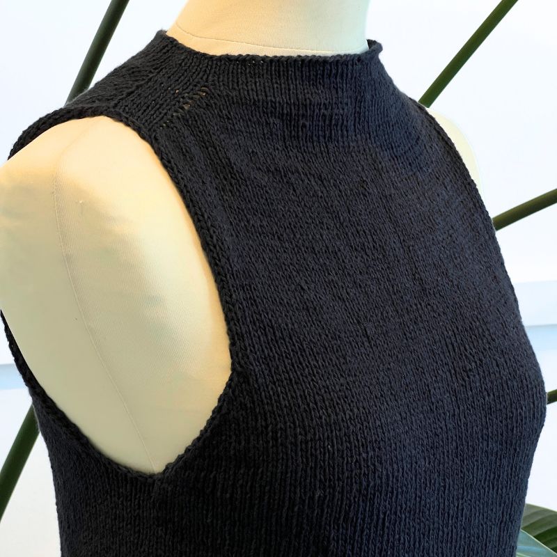 Strikkekit Ivy Top fra PetiteKnit i Tynd Line fra Sandnes Garn