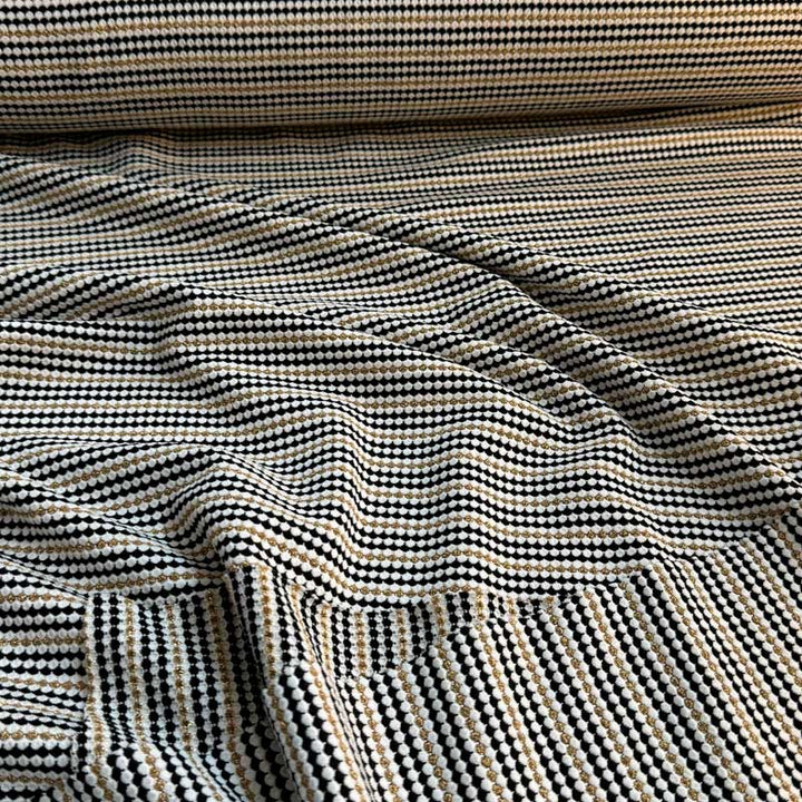 Jacquard strik med buede striber hvid/sort/guld