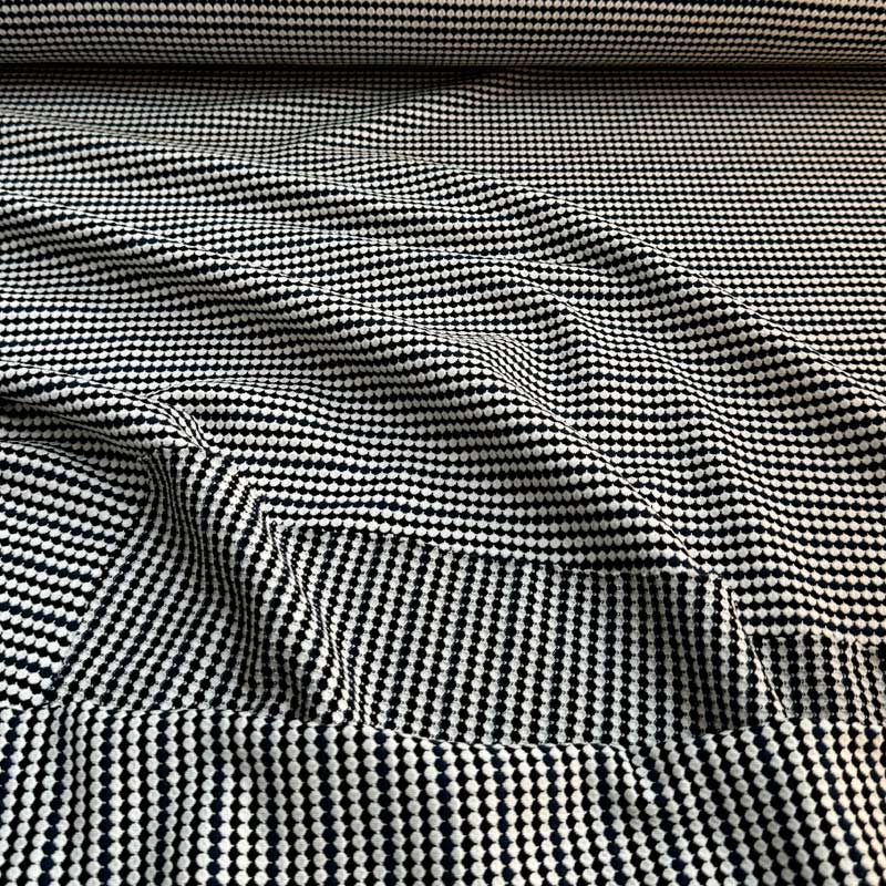 Jacquard strik med buede striber hvid/sort/marine