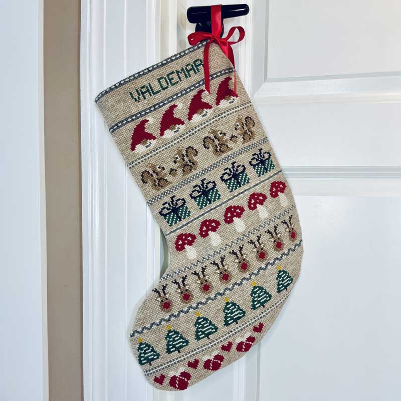 Broderikit Julesok Christmas love 2037-1 fra Pomp Stitch