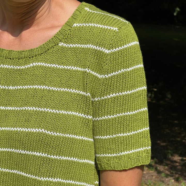 Strikkekit Julienne Tee fra Le Knit i Line garn fra Sandnes