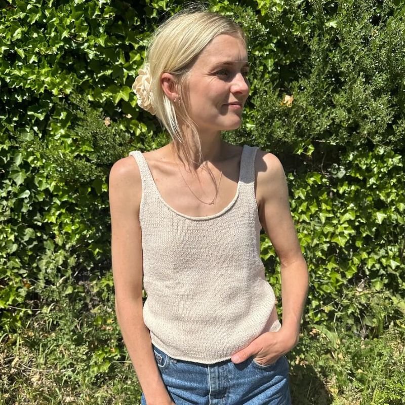 June Top fra PetiteKnit (Opskrift i fysisk papirudgave) - KreStoffer