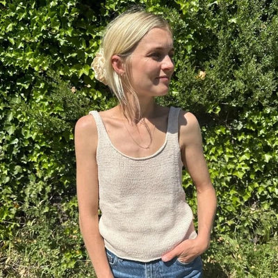 June Top fra PetiteKnit (Opskrift i fysisk papirudgave) - KreStoffer
