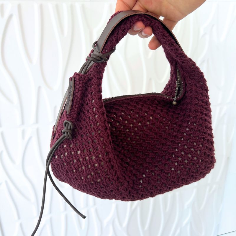 Strikkekit Juno Bag fra PetiteKnit i Tynd Line garn