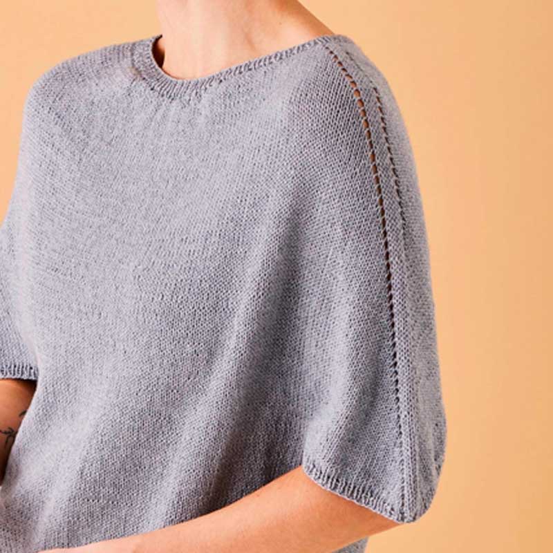 Strikkekit Kortærmet bluse med fine skuldre i Elise garn