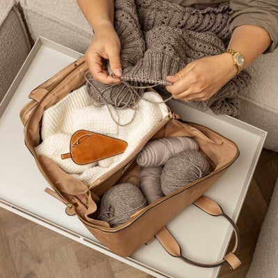 Lædertaske project 39 fra RE:DESIGNED valnød