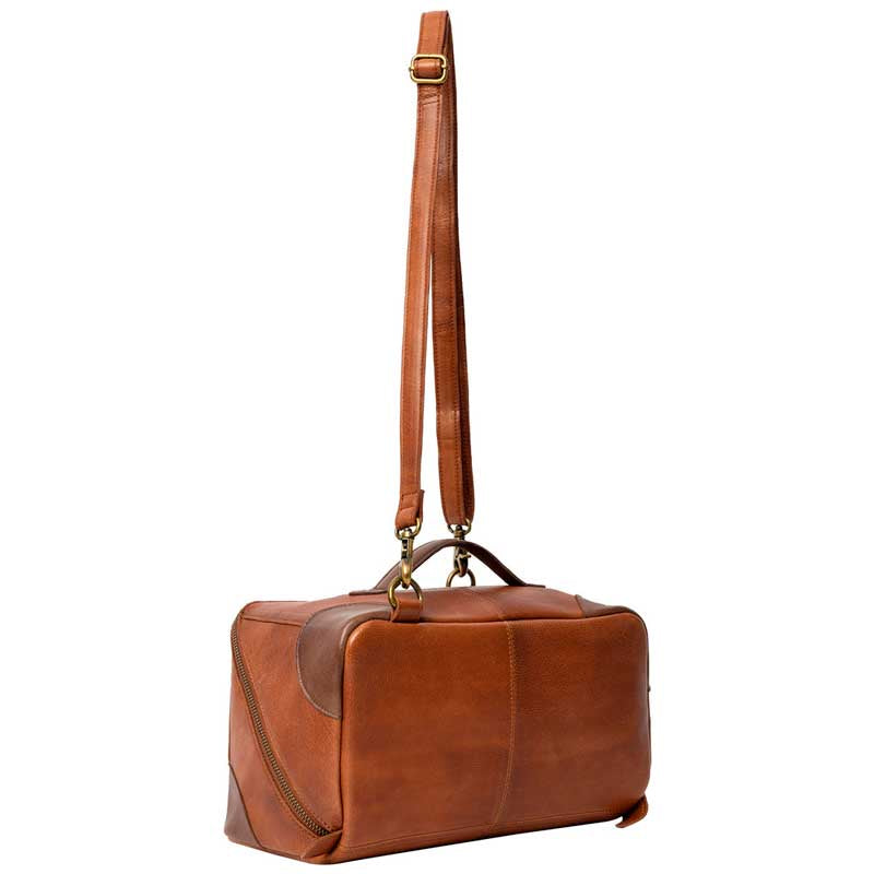 Taske project 79 fra RE:DESIGNED i valnød