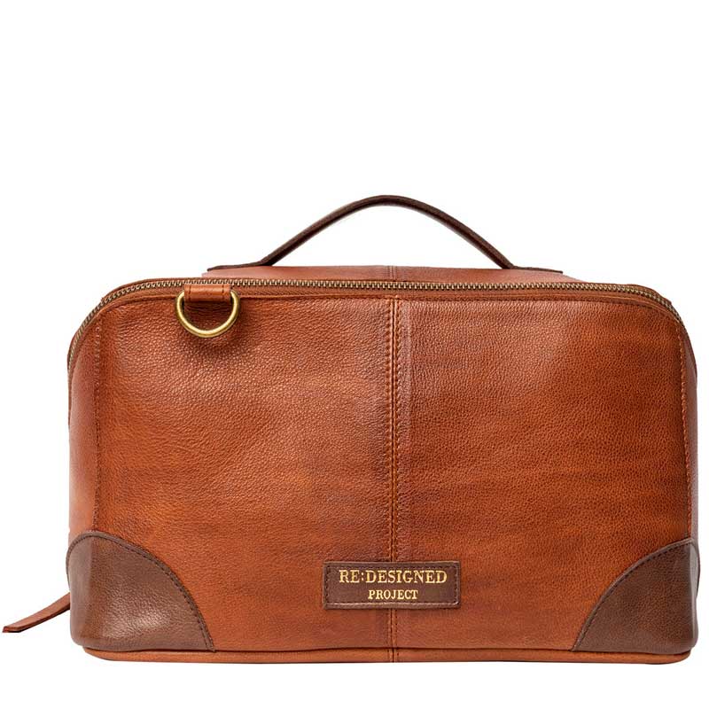 Taske project 79 fra RE:DESIGNED i valnød