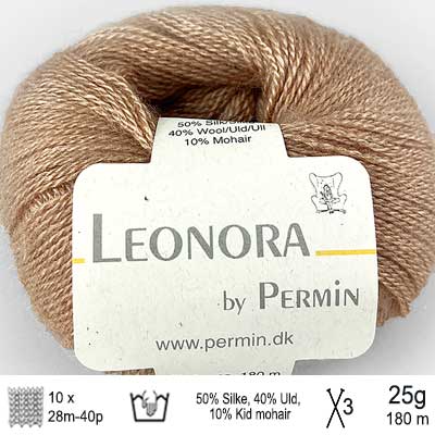 Strikkekit T-shirt med mønster på ærmerne i Leonora garn