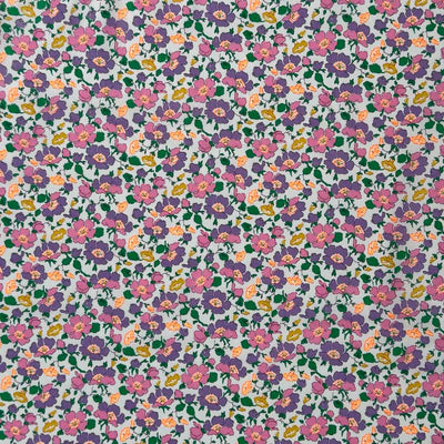 Liberty bomuldspoplin med små blomster i rosa og lilla - KreStoffer
