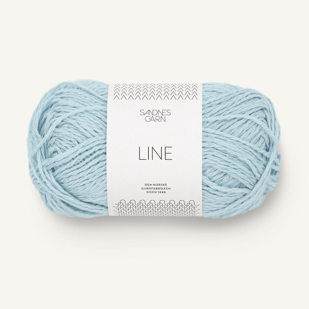 Line garn fra Sandnes Garn Lys blå
