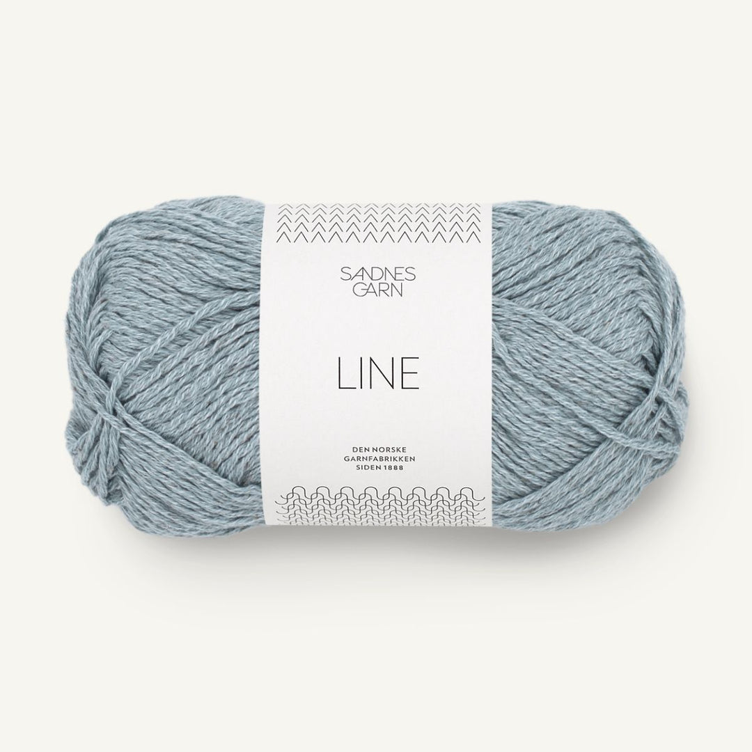 Line garn fra Sandnes Garn Isblå