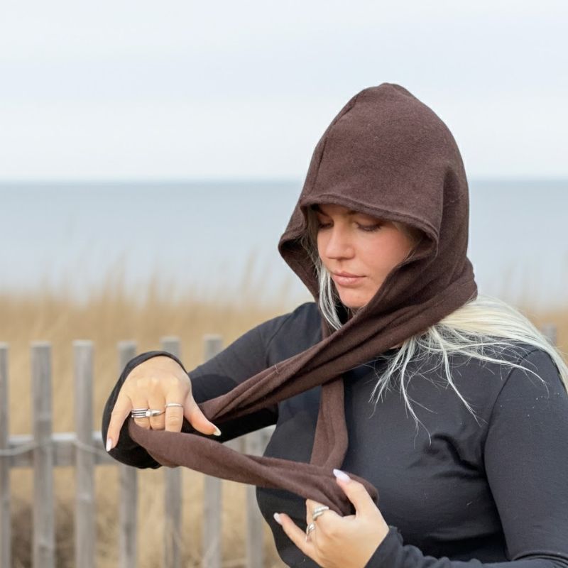 Sypakke Hoodie Halsedisse A908 i strikstof Uldstrik i brun (60 cm) = billede 1