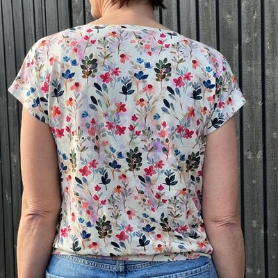 Line2Line B1275 Bluse med vingeærme, rynk og rib - KreStoffer