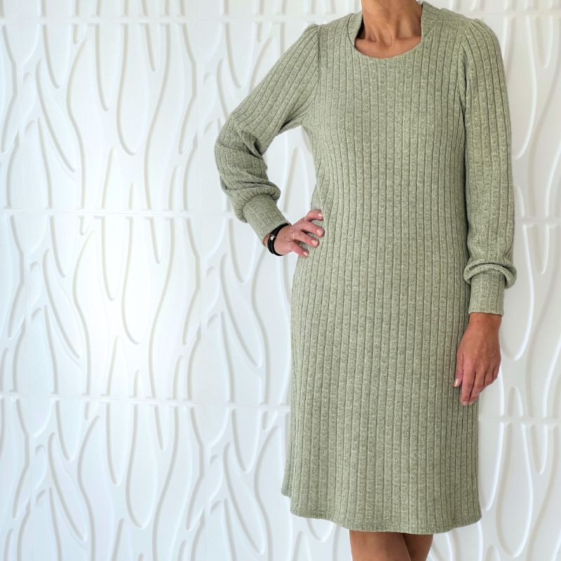 Strikstof med glimmer i lys olivengrøn