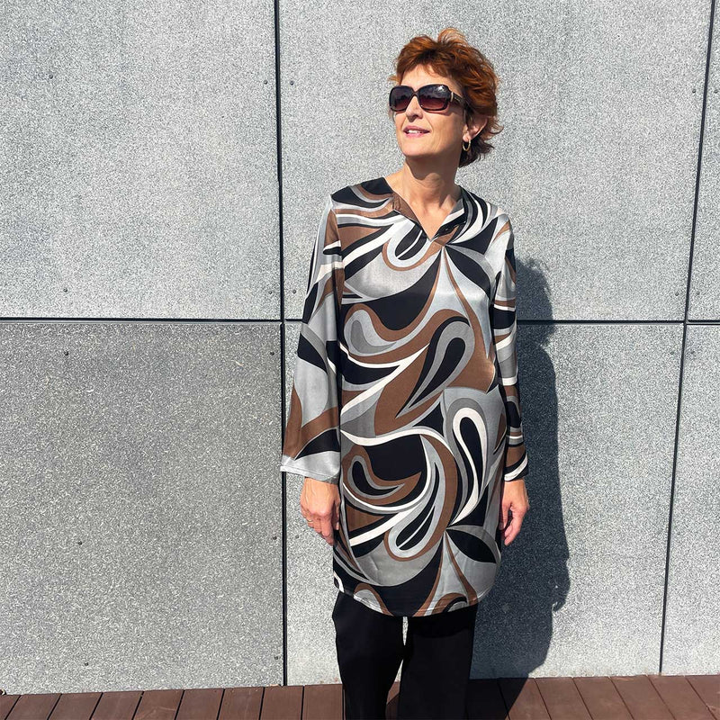 Fast viscose satin med loop dé loop mønster, grå