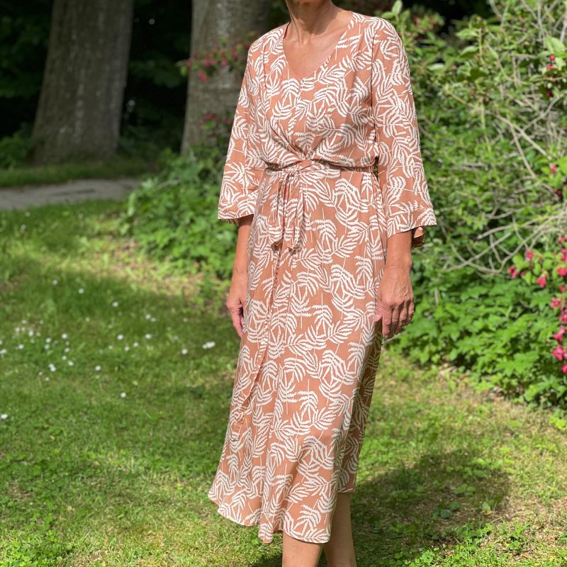 Sypakke til K2290 Kimono kjole med bindeånd i fast stof