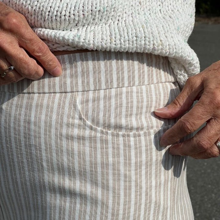 T625 Culotte bukser i fast hør / bomuld med dobbelt striber i natur, denimlomme