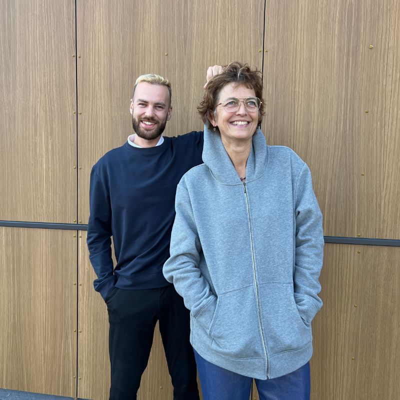 Line2Line U100 Sweatshirt eller hættetrøje - Unisex - KreStoffer