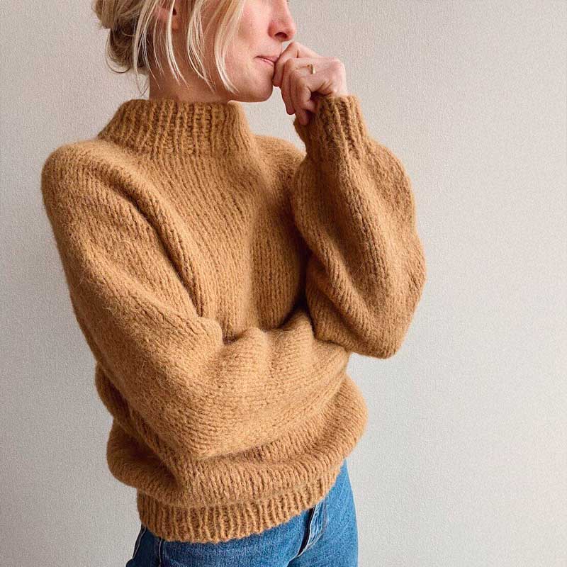 Strikkekit Louisiana Sweater fra PetiteKnit i Børstet Alpakka