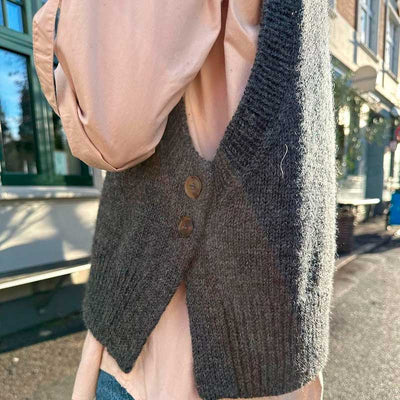 Lulu Slipover fra PetiteKnit (Opskrift i fysisk papirudgave) - KreStoffer