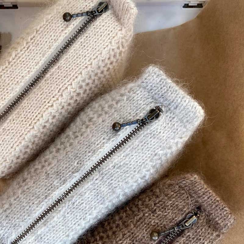 Lynlås 23 cm i flint passer til lille Juno Bag fra PetiteKnit