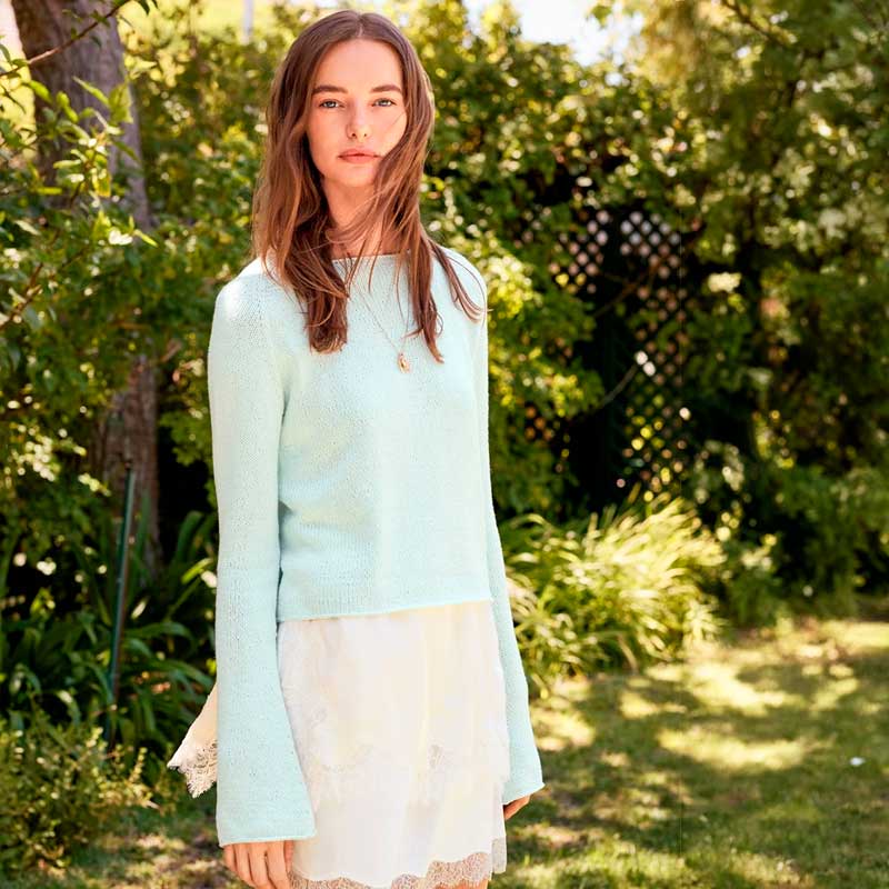 Lyra sweater 2604-5 i Line garn fra Sandnes Garn