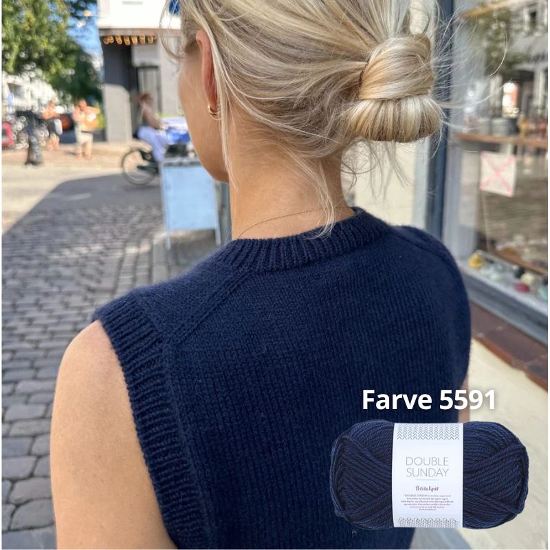 Strikkekit Maggie vest fra PetiteKnit i Double Sunday fra Sandnes