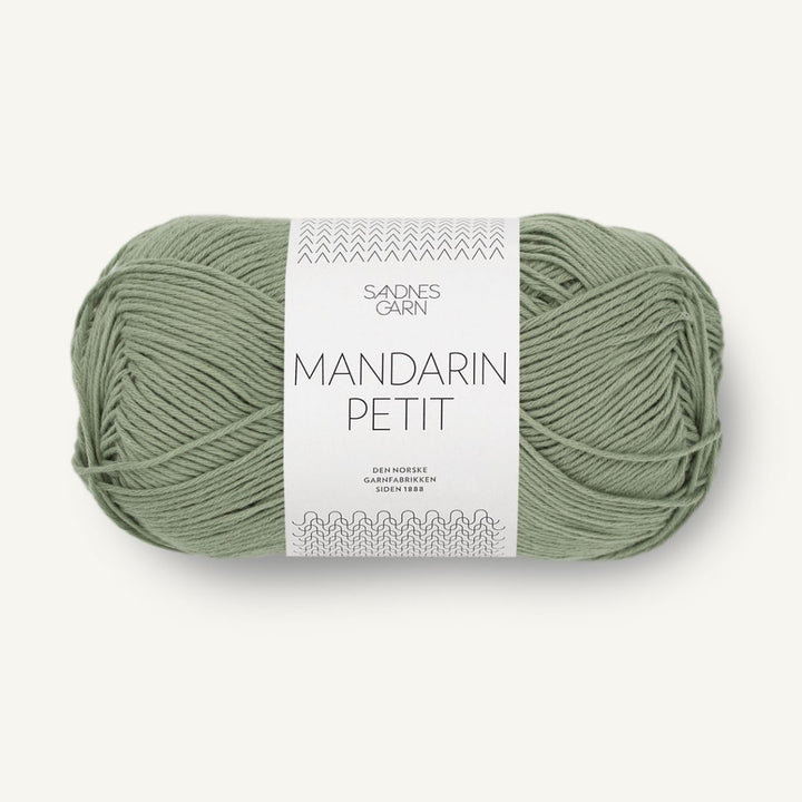 Mandarin Petit garn fra Sandnes Garn Støvet lys grøn