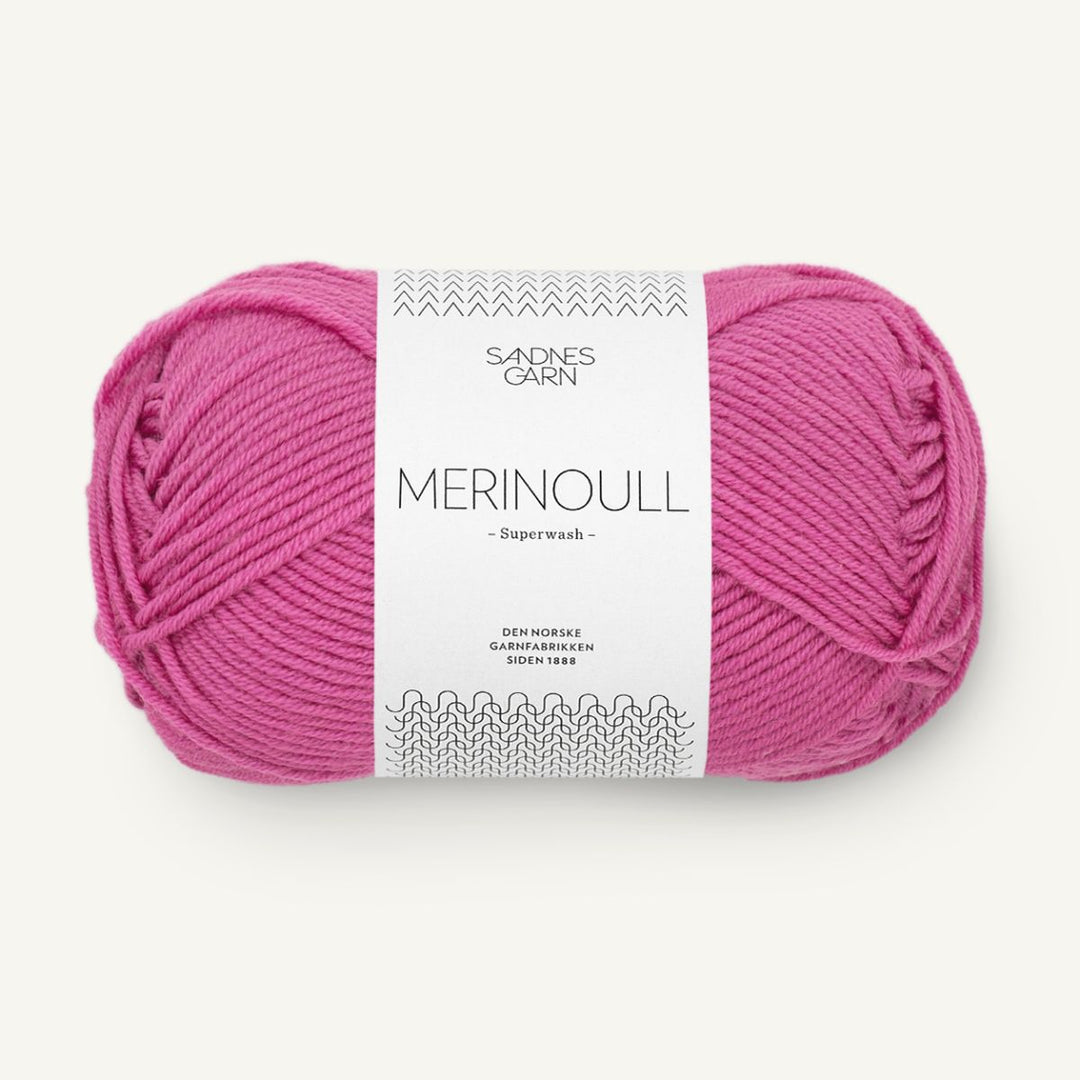 Merinould garn fra Sandnes Garn Magenta