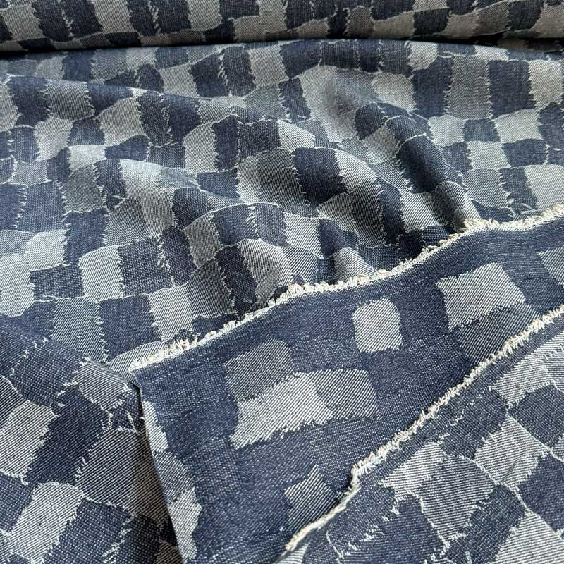 Denim med småt patchwork mønster