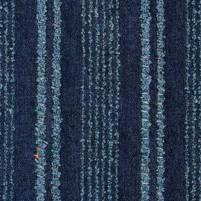 Denim med flosset striber