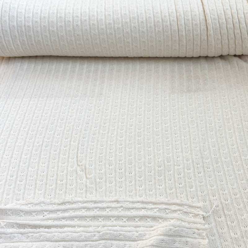 Strikstof med glimmer i off-white