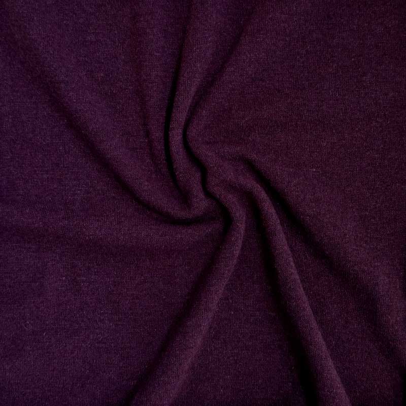 Uldstrik i mørk vinrød