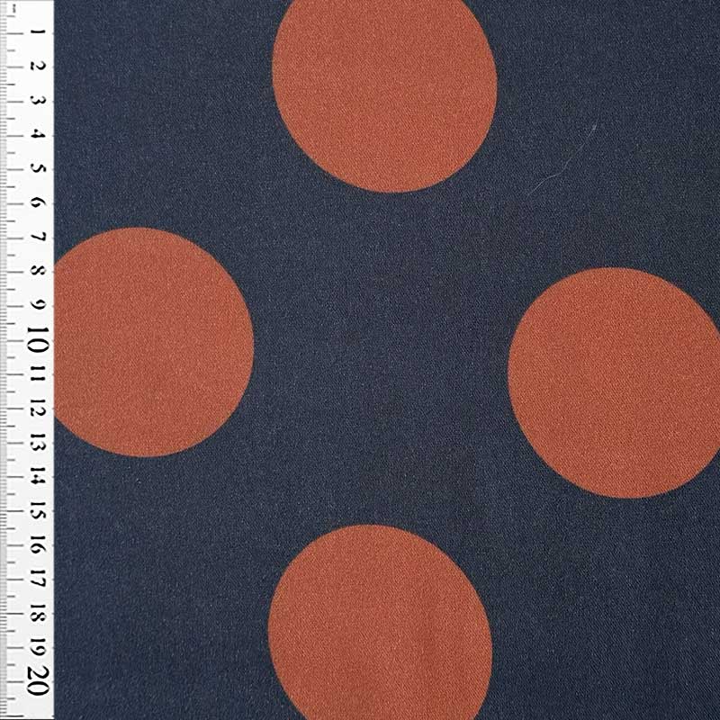 Fast viscose med cirkler fra Light and Lush i marine