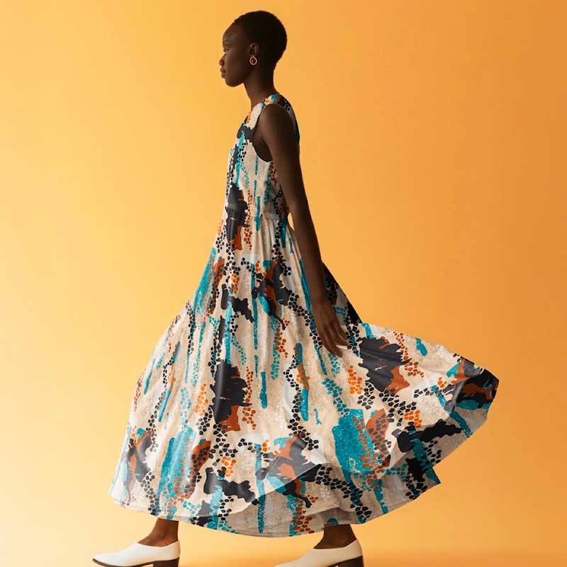Fast viscose med grafisk mønster fra Light and Lush