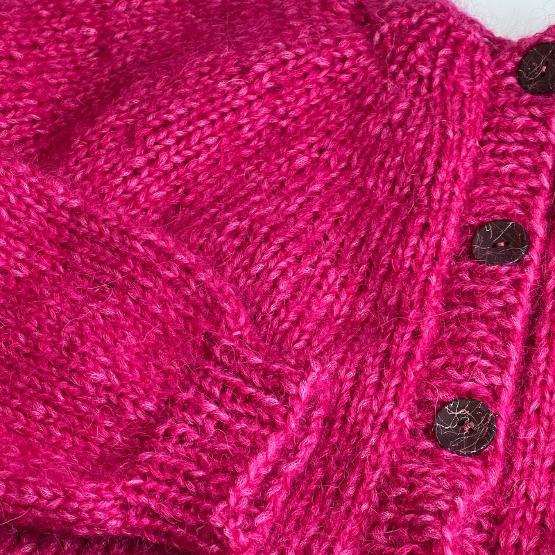 Strikkekit Novice Cardigan Chunky Edition fra PetiteKnit i Sandnes Garn