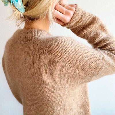 Oslo sweater fra PetiteKnit (Opskrift i fysisk papirudgave) - KreStoffer