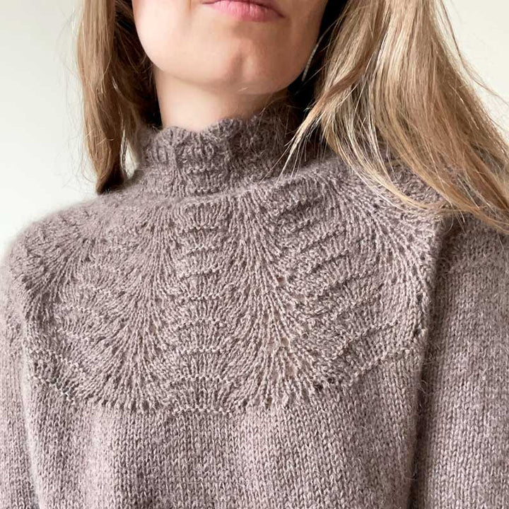 Strikkekit Peacock bluse fra Le Knit i Tynd Silk Mohair og Sunday garn