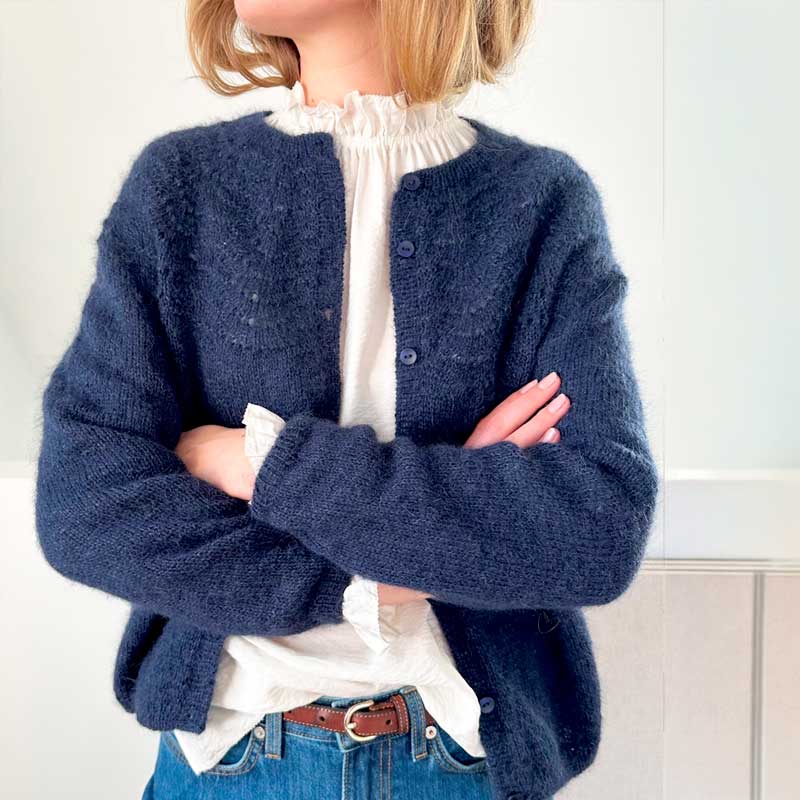 Strikkekit Peacock Cardigan fine i Tynd Silk Mohair og Alpakka Følgetråd