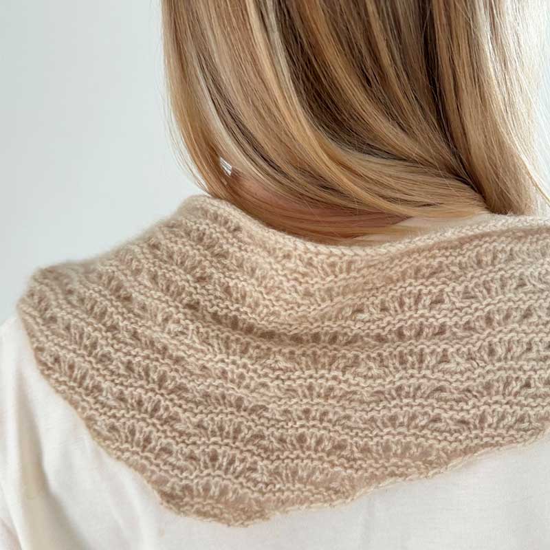Peacock Scarf fra Le Knit (Opskrift i fysisk papirudgave)