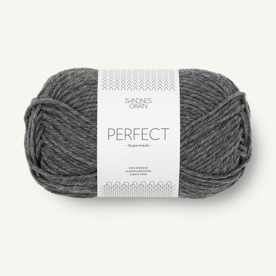Perfect garn fra Sandnes Garn Mørk gråmeleret