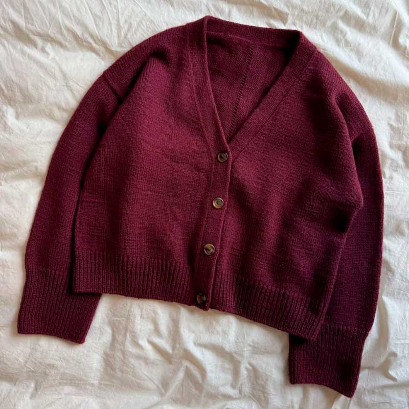 Scarlet cardigan fra PetiteKnit (Opskrift i fysisk papirudgave)