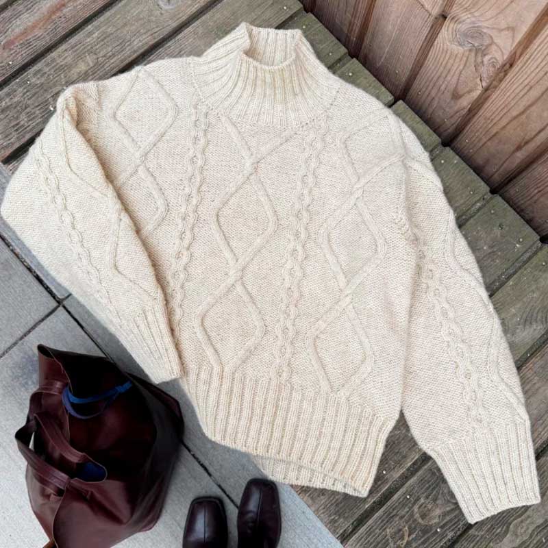 Strikkekit Saga Sweater fra PetiteKnit i Atlas garn