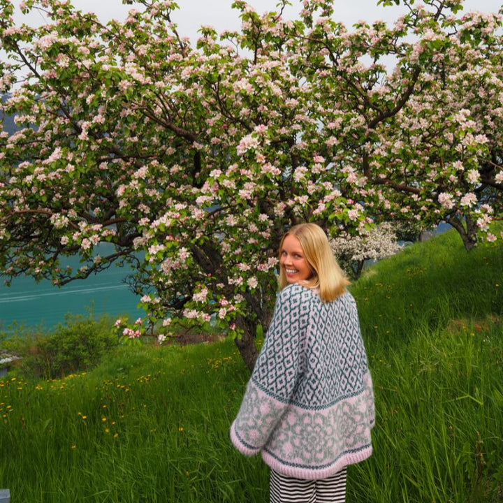 Strikkekit Scandi Spring sweater fra Once Upon a Knit Scandinavia